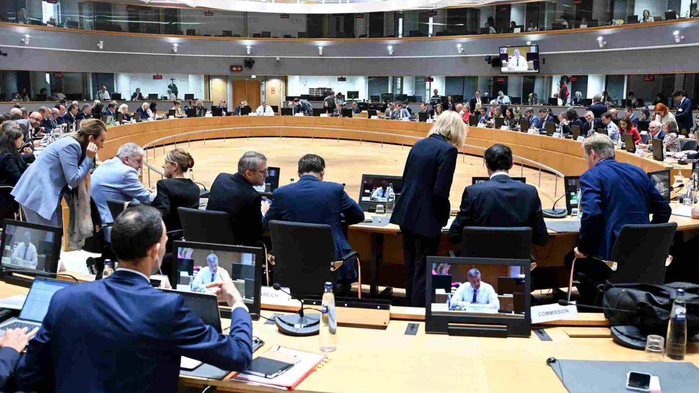 Obiettivi climatici al 2040: l’UE resta divisa, slitta la decisione