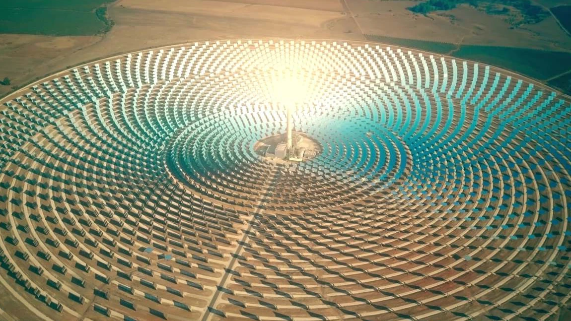 Cina, debutta un innovativo impianto solare che continua a generare elettricità anche di notte