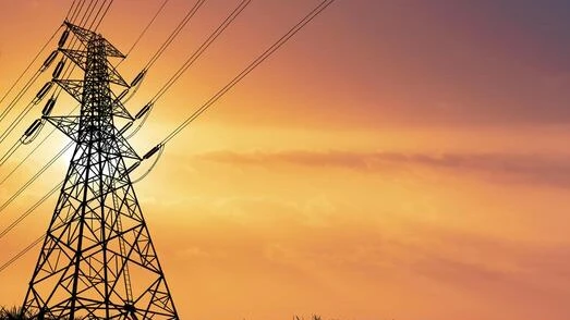 Prezzi elettrici in forte aumento: caldo e gas spingono il mercato