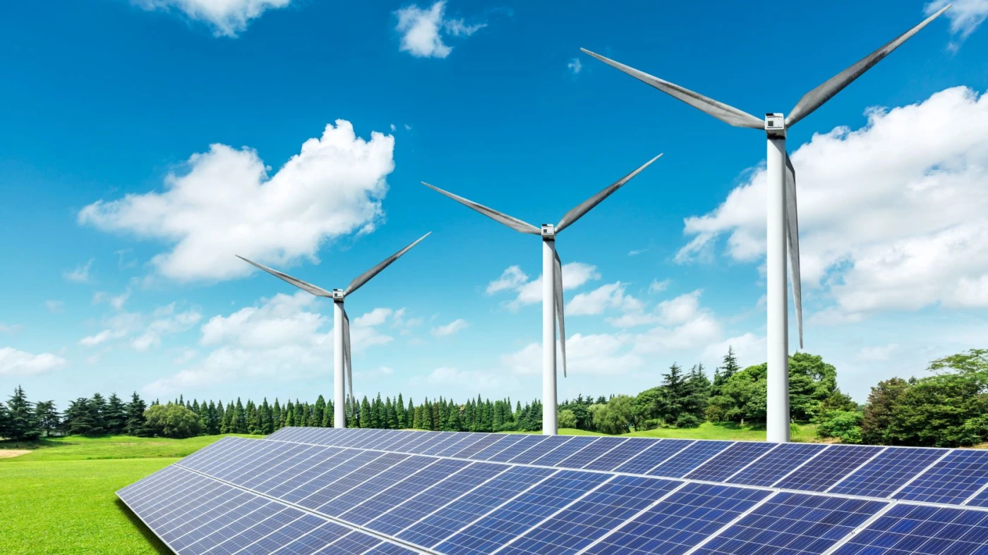 Consumi elettrici in forte crescita: il fotovoltaico sostiene le rinnovabili
